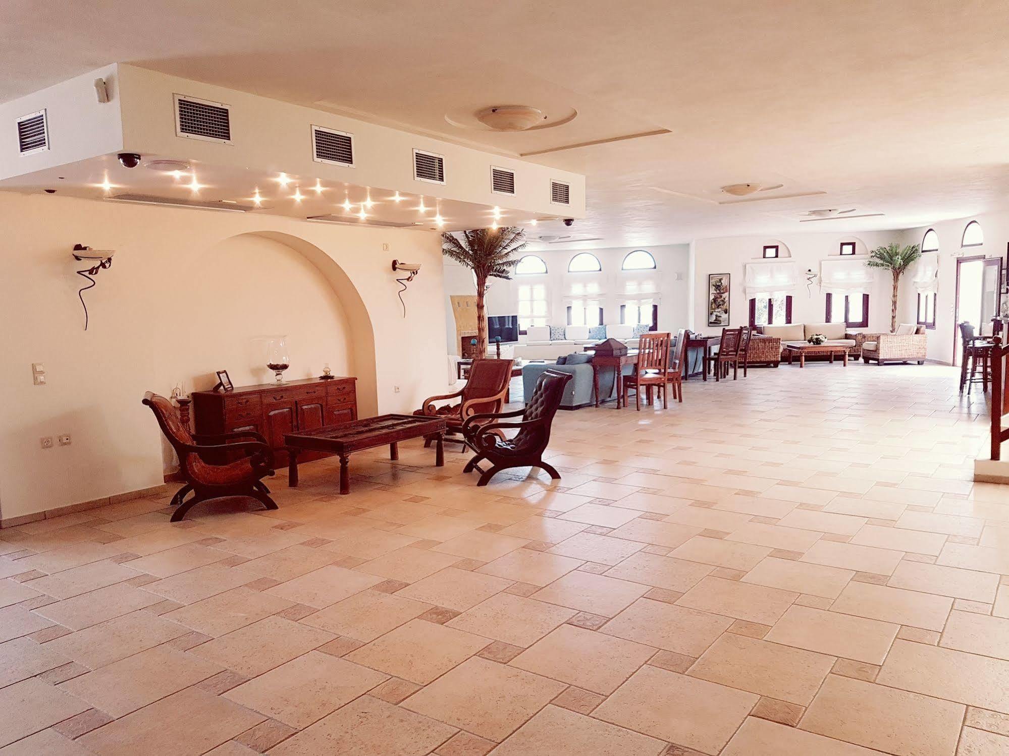 Naxos Palace Hotel ステリダ エクステリア 写真